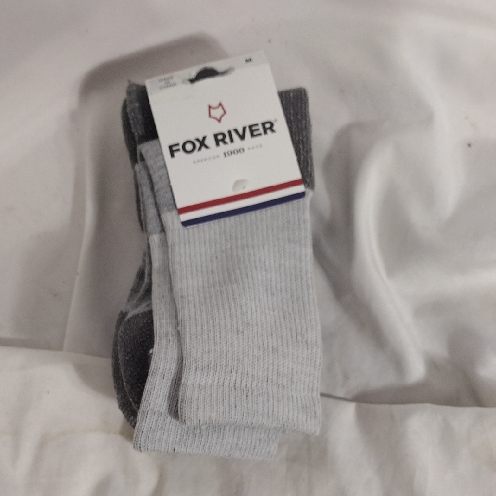 NWT Fox River Bundle Of 2 Acrylic Everyday Crew Light Gray Heather Socks Sz Med